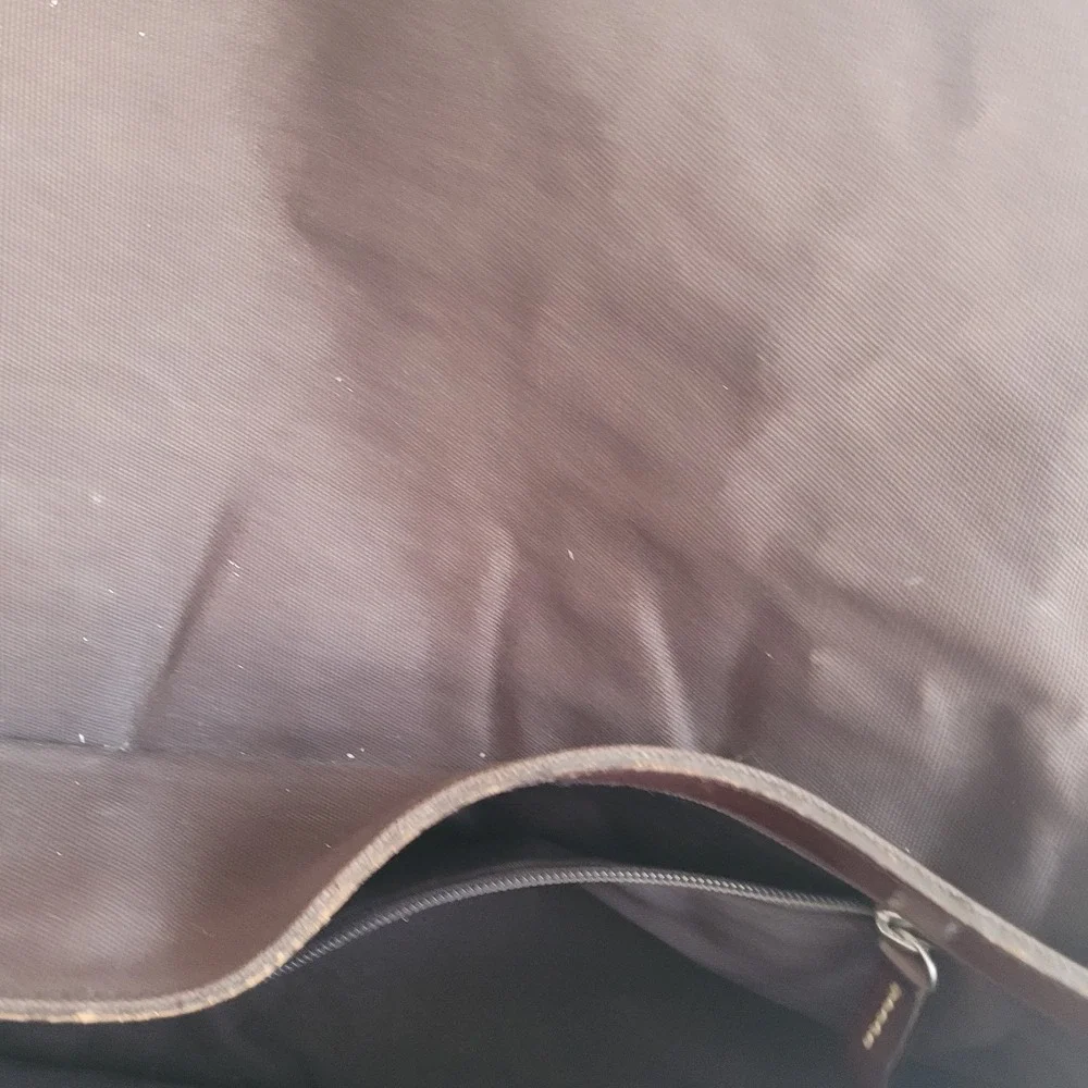 Banana Republic Canvas & Leather Messenger Bag Y2K front Snaps Broken